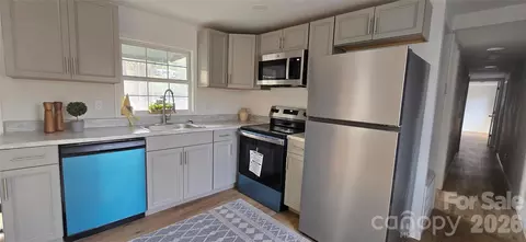 3148 Jones Wade Rd, Hudson, NC 28638