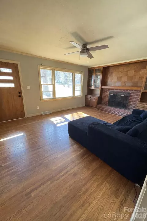 305 Green St, Biscoe, NC 27209 photo 3