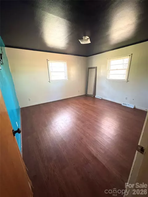 305 Green St, Biscoe, NC 27209 photo 6