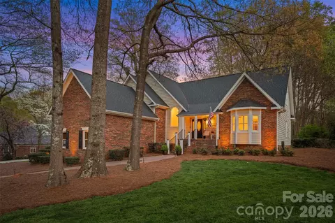 134 Lawrence Tee Ln, Mooresville, NC 28117