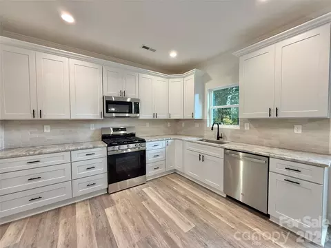 Kitchen - 2902 Sweetgrass Ln, Monroe, NC 28112 photo 1 of 1