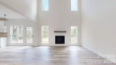 Living - 2902 Sweetgrass Ln, Monroe, NC 28112 photo 3 of 5