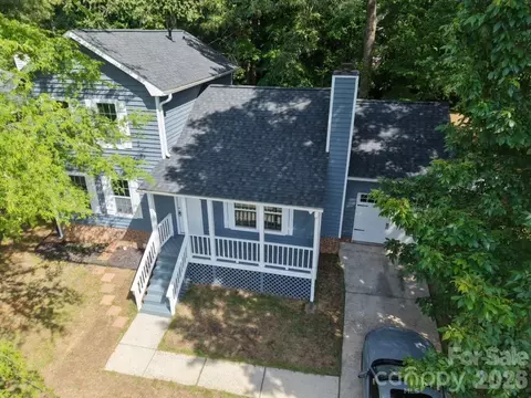 6223 Whitewater Dr, Charlotte, NC 28214