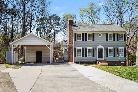 2724 Artesian Ct, Charlotte, NC 28270