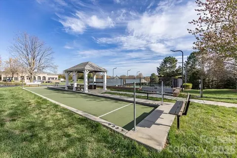 View/Area - 355 Garnet Ct, Fort Mill, SC 29708 photo 5 of 5