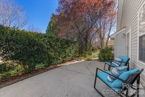 Exterior - 355 Garnet Ct, Fort Mill, SC 29708 photo 2 of 4