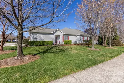 Exterior - 355 Garnet Ct, Fort Mill, SC 29708 photo 1 of 4