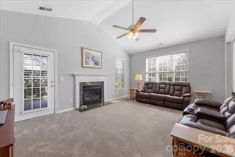 Living - 355 Garnet Ct, Fort Mill, SC 29708 photo 2 of 3
