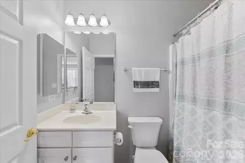 Bath - 355 Garnet Ct, Fort Mill, SC 29708 photo 4 of 4
