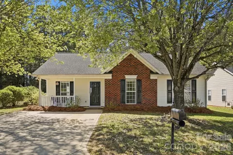 555 Annalinde Ln, Rock Hill, SC 29732