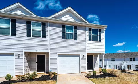 1901 Prosperity G Dr #G, Newton, NC 28658