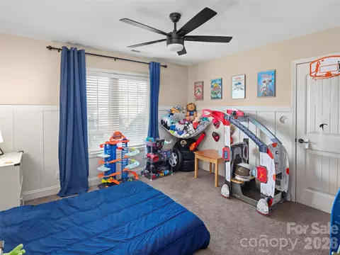 Bedroom - 47 Ledgestone Dr, Fairview, NC 28730 photo 5 of 6
