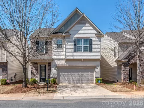 6028 Union Pacific Ave, Charlotte, NC 28210
