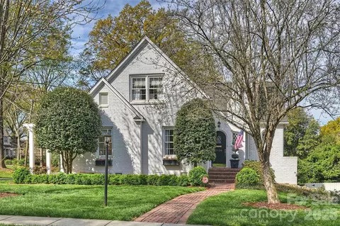 2936 Chelsea Dr, Charlotte, NC 28209