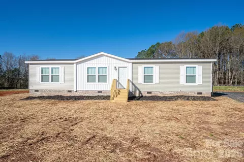 808 W Eagleview Ln, Lawndale, NC 28090