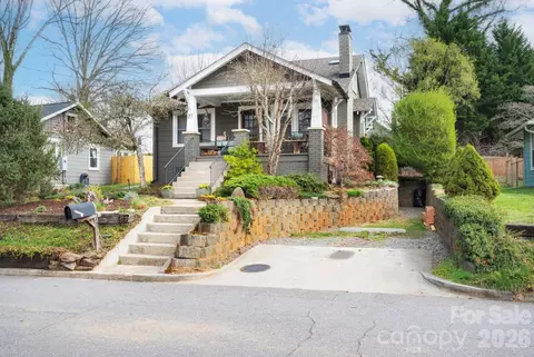 21 Craig Cir, Asheville, NC 28805