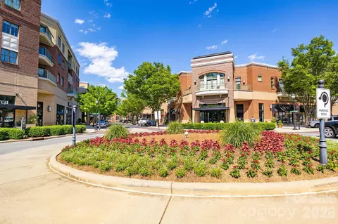 721 Governor Morrison 508 St #508, Charlotte, NC 28211