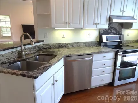 Kitchen - 35 Sheffield Pl, Brevard, NC 28712 photo 2 of 4