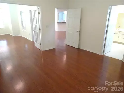 Living - 35 Sheffield Pl, Brevard, NC 28712 photo 4 of 5
