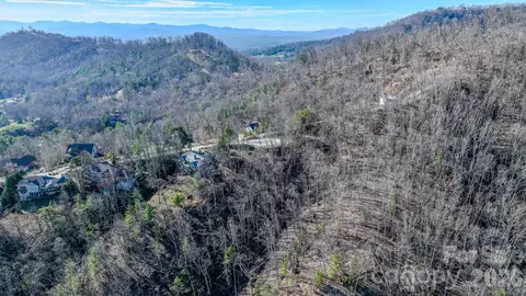 99999 High Bluff Dr, Weaverville, NC 28787