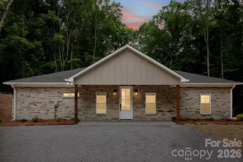 2319 Tanglewood Dr, Albemarle, NC 28001