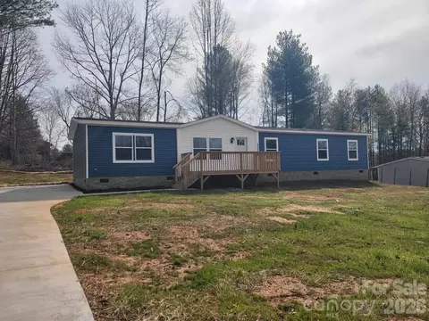 4142 Alderbrook Ct, Lenoir, NC 28645