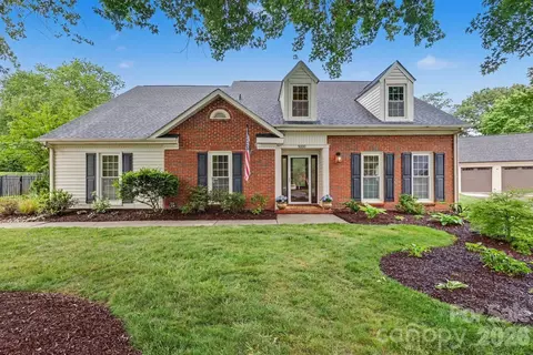 5000 Whitwell Ct, Charlotte, NC 28226