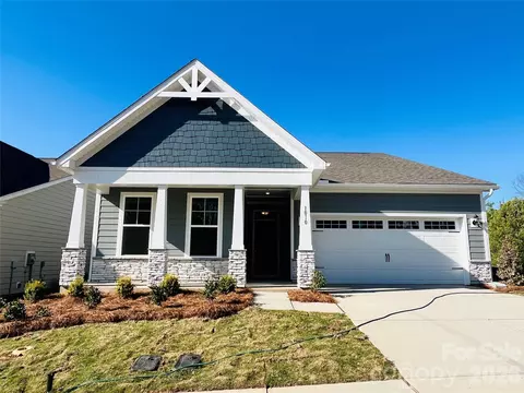 1010 Mapletree Ln, Indian Trail, NC 28079