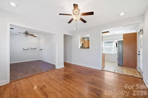 Living - 2303 Long Hope Rd, Monroe, NC 28112 photo 2 of 4
