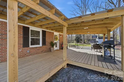 Exterior - 2303 Long Hope Rd, Monroe, NC 28112 photo 3 of 5