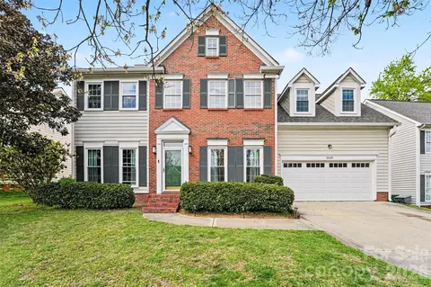 10529 Old Bridge Ln, Charlotte, NC 28269