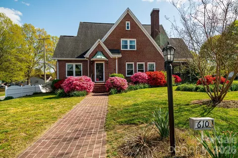 610 E Main St, Cherryville, NC 28021