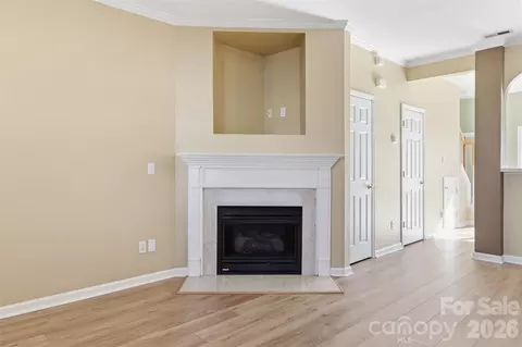 Living - 727 Shellstone Pl, Fort Mill, SC 29708 photo 3 of 5