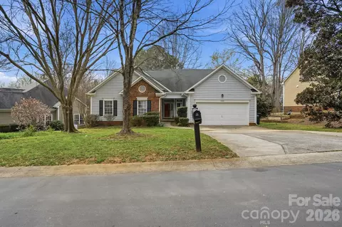 15733 Berryfield St, Huntersville, NC 28078
