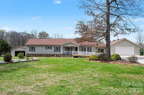 109 Beechwood Dr, Salisbury, NC 28147