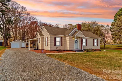 2003 Old Concord Rd, Salisbury, NC 28146 photo 2