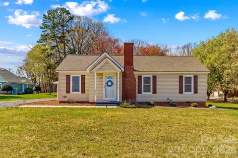 2003 Old Concord Rd, Salisbury, NC 28146