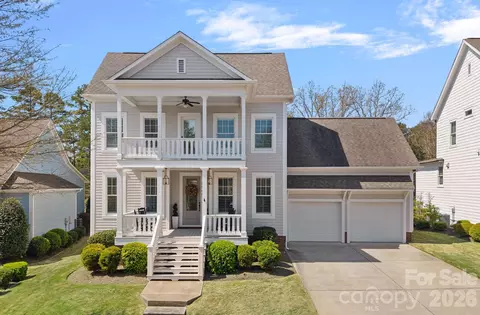 5595 Morris Hunt Dr, Fort Mill, SC 29708