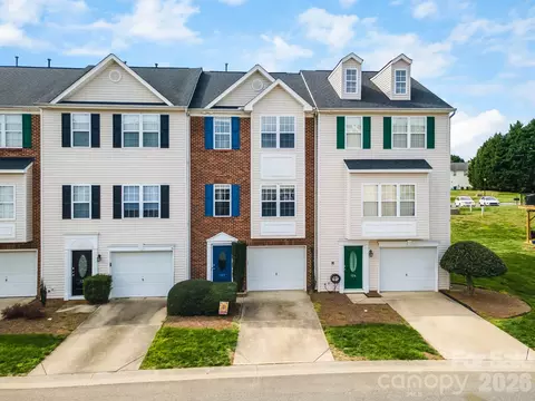 128 Rock Ridge Ln, Mount Holly, NC 28120