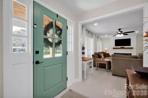 Entry Way - 1252 Houston Mill Rd, Conover, NC 28613 photo 2 of 2