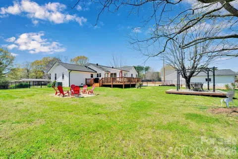 Exterior - 1252 Houston Mill Rd, Conover, NC 28613 photo 9 of 10