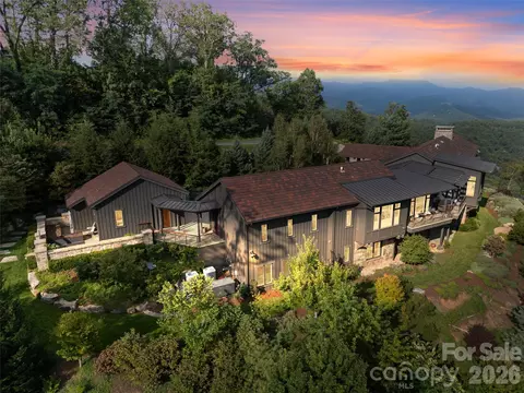 208 Skycliff Dr, Asheville, NC 28804
