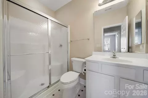 Bath - 901 Platinum Dr, Fort Mill, SC 29708 photo 3 of 3
