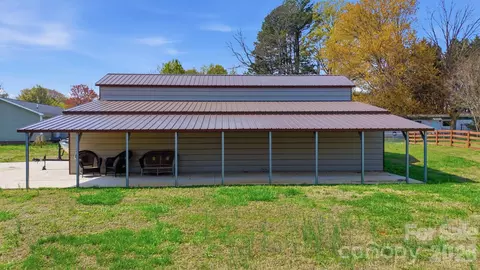 Exterior - 7721 Otts Cir, Stanley, NC 28164 photo 2 of 5