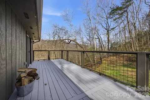 Exterior - 373 Fox Trace Dr, Sylva, NC 28779 photo 2 of 6