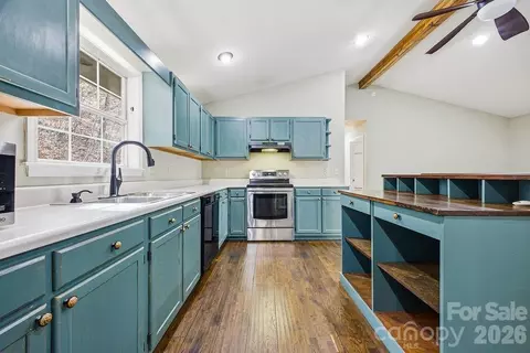 Kitchen - 373 Fox Trace Dr, Sylva, NC 28779 photo 1 of 3