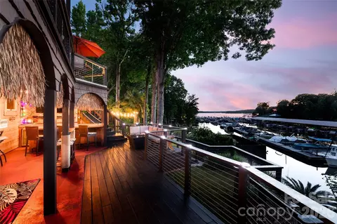 27056 Catamaran Dr, Tega Cay, SC 29708
