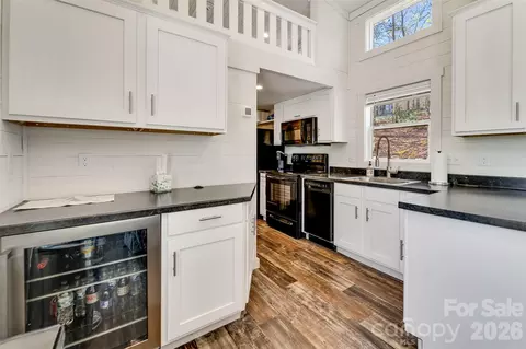 Kitchen - 163 Simplicity Woods Dr, Franklin, NC 28734 photo 1 of 2