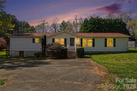 1915 Beth Haven Church Rd, Denver, NC 28037