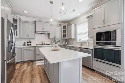 Kitchen - 1088 Baldwin Dr, Lancaster, SC 29720 photo 1 of 4